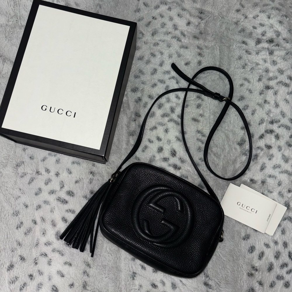 Gucci crossbody pebbled calfskin soho disco bag